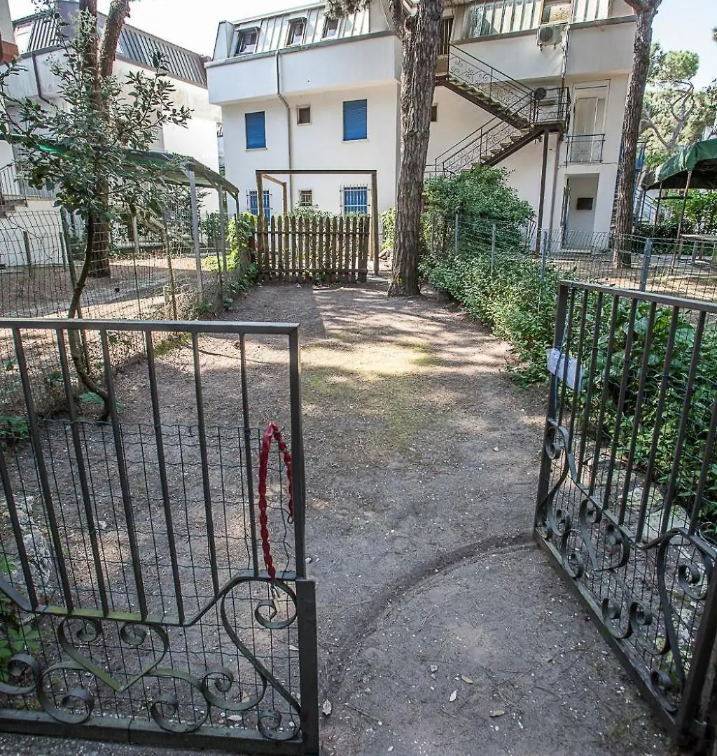 Apartment Fantastic Three-Room Penthouse - Beahost Rentals Rosolina Mare Italy